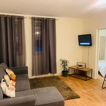 Appartement Calme Et Chaleureux Proche De Paris Courbevoie Exteriér fotografie